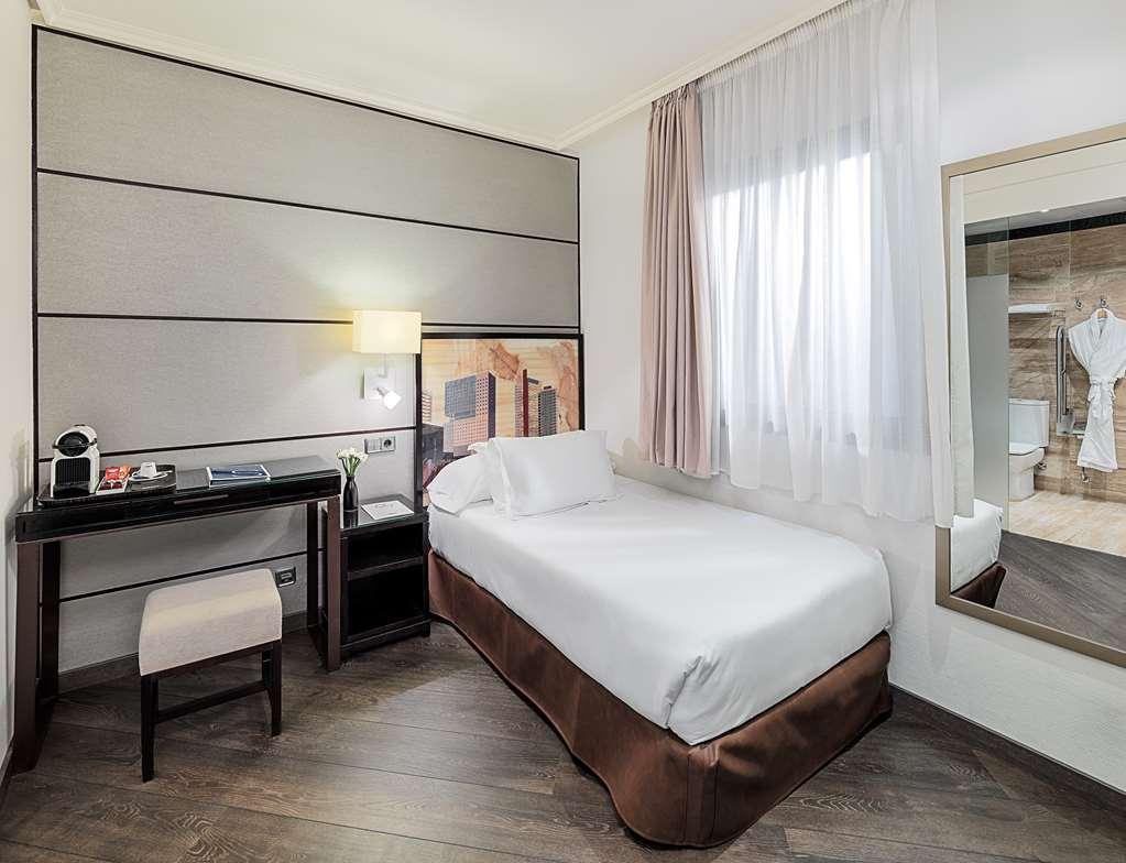 Hotel H10 Universitat Barcelona Zewnętrze zdjęcie